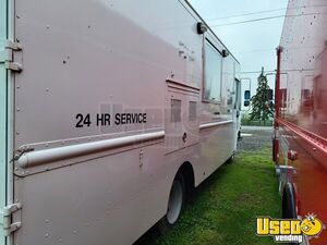 2004 Step Van All-purpose Food Truck Stainless Steel Wall Covers Ohio Diesel Engine for Sale