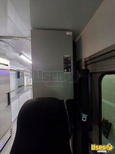 2004 Utilimaster Ice Cream Truck 36 Alberta Gas Engine for Sale