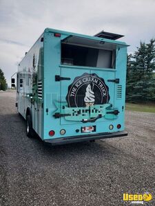 2004 Utilimaster Ice Cream Truck Exhaust Fan Alberta Gas Engine for Sale