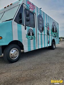 2004 Utilimaster Ice Cream Truck Food Warmer Alberta Gas Engine for Sale