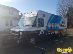 2004 Utilimaster Stepvan Gift Shop Truck Mobile Boutique Air Conditioning New Jersey Gas Engine for Sale