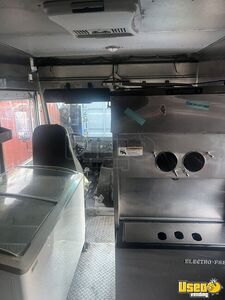 2004 Workhorse Ice Cream Truck Insulated Walls New York Gas Engine for Sale