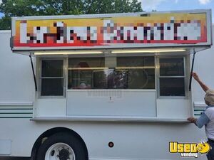 2005 20' Diesel Step Van Kitchen Food Truck All-purpose Food Truck Air Conditioning Missouri Diesel Engine for Sale