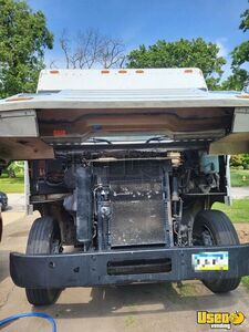 2005 20' Diesel Step Van Kitchen Food Truck All-purpose Food Truck Deep Freezer Missouri Diesel Engine for Sale