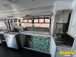 2005 Econoline All-purpose Food Truck Fire Extinguisher Oklahoma Gas Engine for Sale