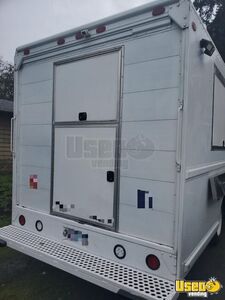 2005 Food Truck All-purpose Food Truck Exterior Customer Counter Oregon Diesel Engine for Sale