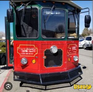 2005 Hometown Trolly. All-purpose Food Truck Concession Window Nevada Diesel Engine for Sale