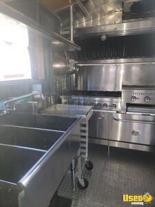 2005 Hometown Trolly. All-purpose Food Truck Microwave Nevada Diesel Engine for Sale