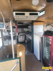 2005 Hometown Trolly. All-purpose Food Truck Upright Freezer Nevada Diesel Engine for Sale