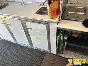 2005 Kitchen Trailer Kitchen Food Trailer Fryer Tennessee for Sale