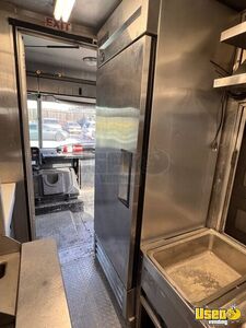 2005 Mt 45 Chassis All-purpose Food Truck 43 California Diesel Engine for Sale