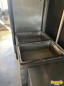 2005 Mt 45 Chassis All-purpose Food Truck Upright Freezer California Diesel Engine for Sale