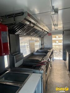 2005 P42 All-purpose Food Truck Cabinets California Gas Engine for Sale