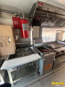 2005 P42 All-purpose Food Truck Exterior Customer Counter California Gas Engine for Sale