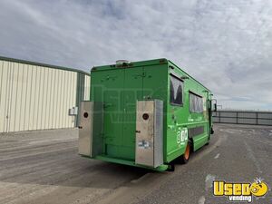 2005 P42 All-purpose Food Truck Stainless Steel Wall Covers Oklahoma Gas Engine for Sale