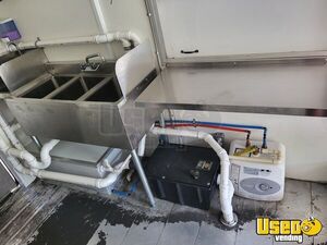 2005 Workhorse All-purpose Food Truck Hand-washing Sink Kentucky Diesel Engine for Sale