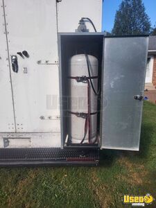 2005 Workhorse All-purpose Food Truck Triple Sink Kentucky Diesel Engine for Sale