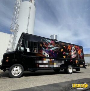 2006 Box Truck Van All-purpose Food Truck Concession Window Colorado Gas Engine for Sale