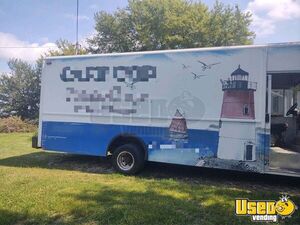 2006 E-350 Stepvan Diamond Plated Aluminum Flooring Missouri Gas Engine for Sale