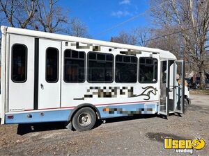 2006 E-450 Shuttle Bus Vermont Diesel Engine for Sale