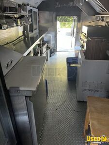 2006 E450 All-purpose Food Truck Exterior Customer Counter Michigan Diesel Engine for Sale