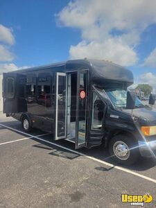 2006 E450 Super Duty Party Bus Virginia Diesel Engine for Sale