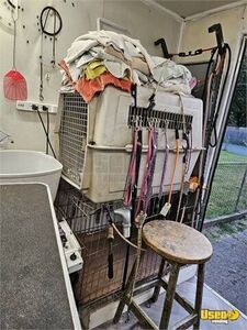 2006 F350 Mobile Pet Grooming Truck Pet Care / Veterinary Truck Electrical Outlets New Jersey for Sale