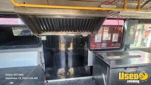 2006 Food Truck All-purpose Food Truck 18 Nebraska Diesel Engine for Sale