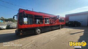 2006 Food Truck All-purpose Food Truck Air Conditioning Nebraska Diesel Engine for Sale