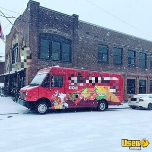 2006 Freightliner All-purpose Food Truck Stainless Steel Wall Covers Pennsylvania Diesel Engine for Sale