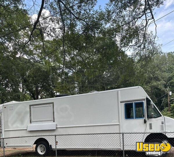 2006 Mt 55 Chassis All-purpose Food Truck Georgia Diesel Engine for Sale