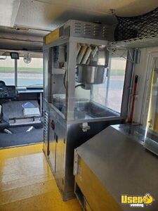 2006 Mt45 All-purpose Food Truck 38 Texas Diesel Engine for Sale