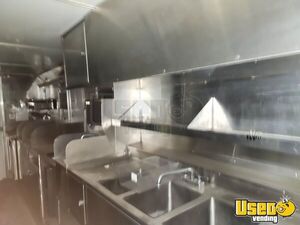 2006 Mt45 Chassis All-purpose Food Truck Stovetop California Diesel Engine for Sale