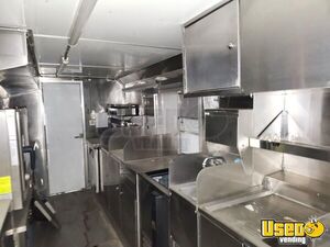 2006 Mt45 Chassis All-purpose Food Truck Upright Freezer California Diesel Engine for Sale