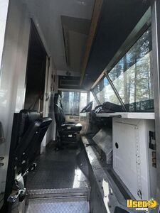 2006 Mt45 Kitchen Food Truck All-purpose Food Truck 41 Arizona Gas Engine for Sale