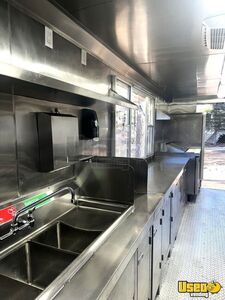 2006 Mt45 Kitchen Food Truck All-purpose Food Truck Additional 2 Arizona Gas Engine for Sale