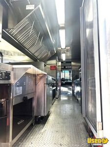 2006 Mt45 Kitchen Food Truck All-purpose Food Truck Interior Lighting Arizona Gas Engine for Sale