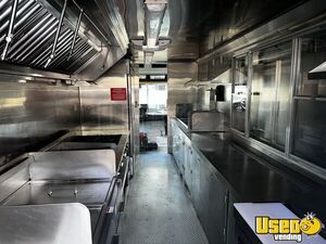 2006 Mt45 Kitchen Food Truck All-purpose Food Truck Reach-in Upright Cooler Arizona Gas Engine for Sale