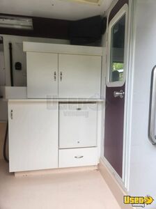 2006 Pet Grooming Van Pet Care / Veterinary Truck Water Tank New York for Sale