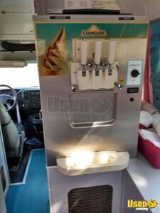 2006 Soft Serve Ice Cream Truck Ice Cream Truck Concession Window Saskatchewan for Sale