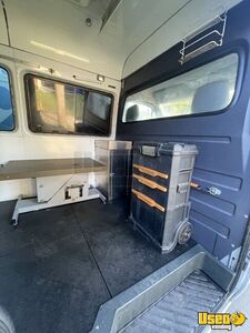 2006 Sprinter 2500 Pet Care / Veterinary Truck Electrical Outlets California Diesel Engine for Sale