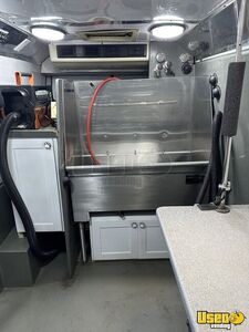 2006 Sprinter Pet Care / Veterinary Truck Fresh Water Tank Connecticut Diesel Engine for Sale