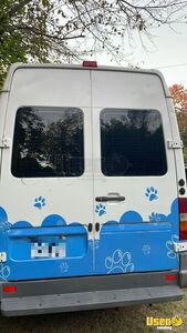 2006 Sprinter Pet Care / Veterinary Truck Interior Lighting Connecticut Diesel Engine for Sale