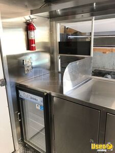 2006 Step Van Pizza Food Truck Diamond Plated Aluminum Flooring California Diesel Engine for Sale