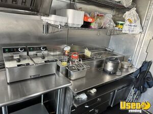 2006 Super Duty E350 All-purpose Food Truck Exterior Customer Counter Indiana Gas Engine for Sale