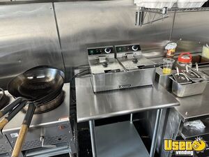 2006 Super Duty E350 All-purpose Food Truck Floor Drains Indiana Gas Engine for Sale