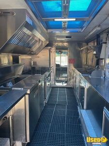 2006 Ut All-purpose Food Truck Upright Freezer Nevada Diesel Engine for Sale