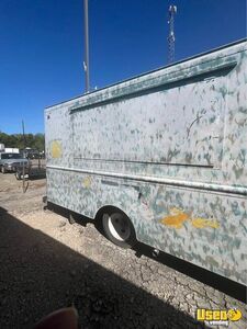 2006 Workhorse All-purpose Food Truck Concession Window Texas Diesel Engine for Sale