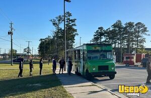 2006 Workhorse All-purpose Food Truck Stainless Steel Wall Covers North Carolina Gas Engine for Sale