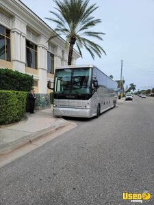 2007 C2045 Coach Bus Exterior Lighting Florida Diesel Engine for Sale